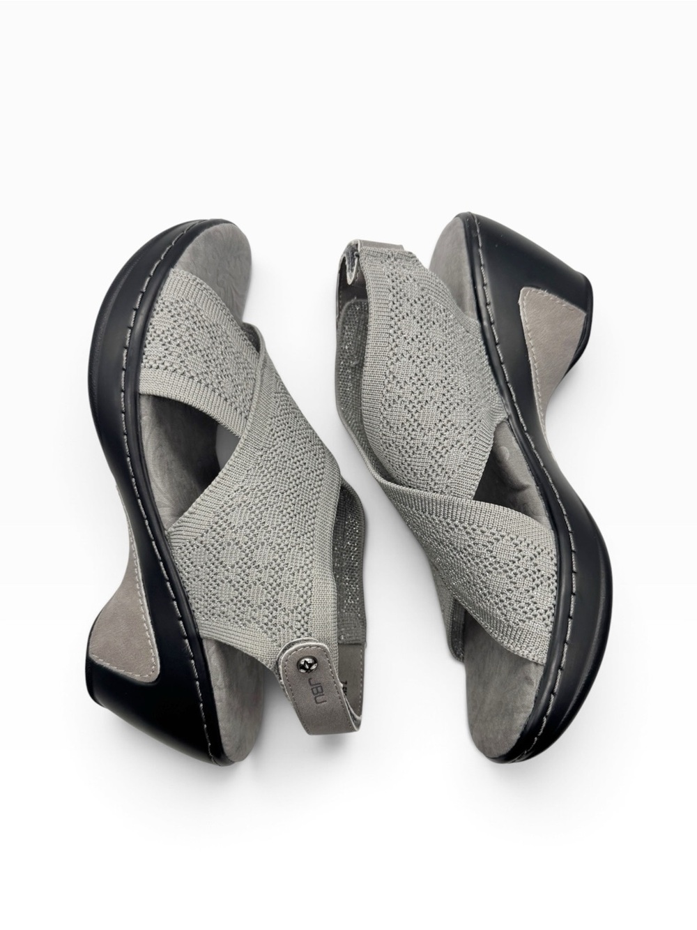 NEW JBU by Jambu Alyssa Shimmer Knit
Wedge Sandal Grey - Size 7.5